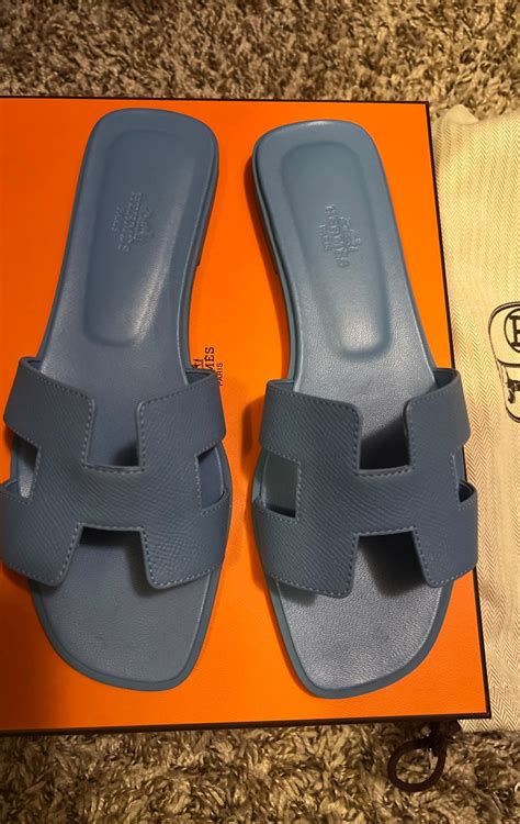 hermes flip flops women's.